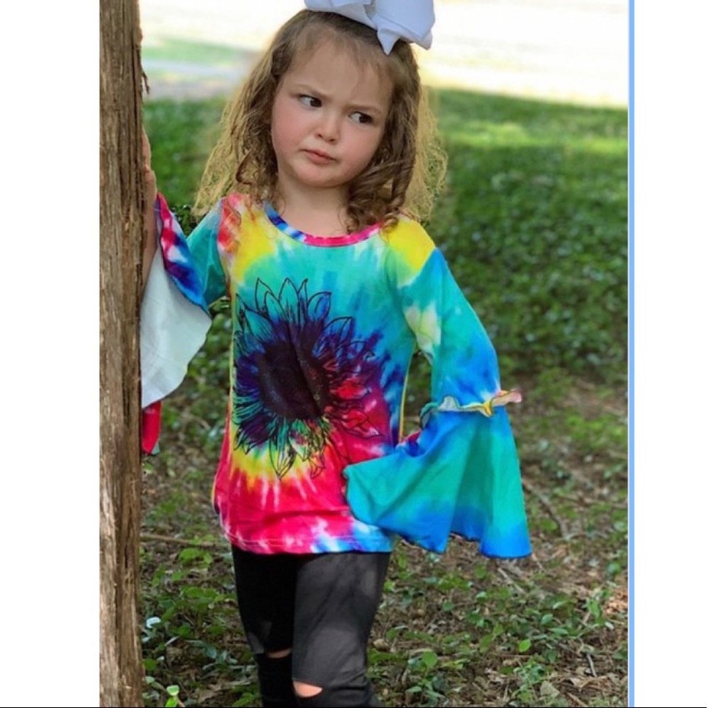 Tie Dye Bell Sleeve Top w/ Printed Sunflower